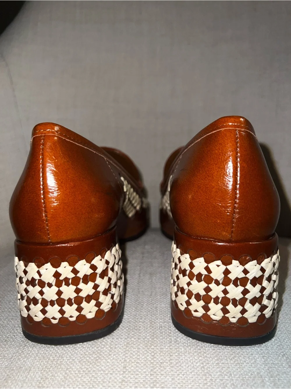 Tory Burch Woven Raffia Loafer In Miele/natural